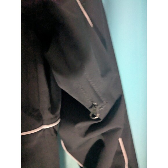 Like New Women's Ski-In-1 Jacket 2XL - Picture 10 of 11